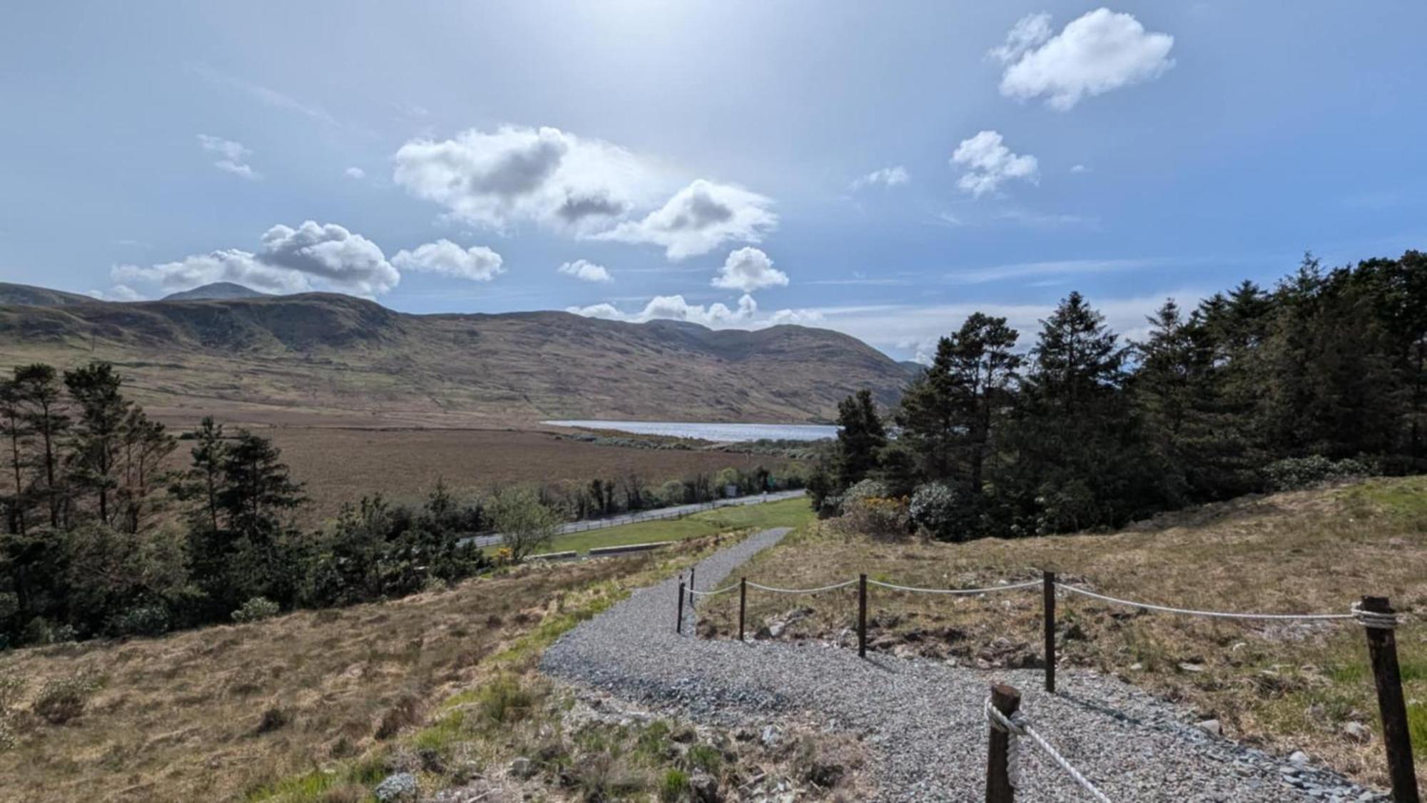 Kylemore Pass Hotel Letterfrack Eksteriør bilde