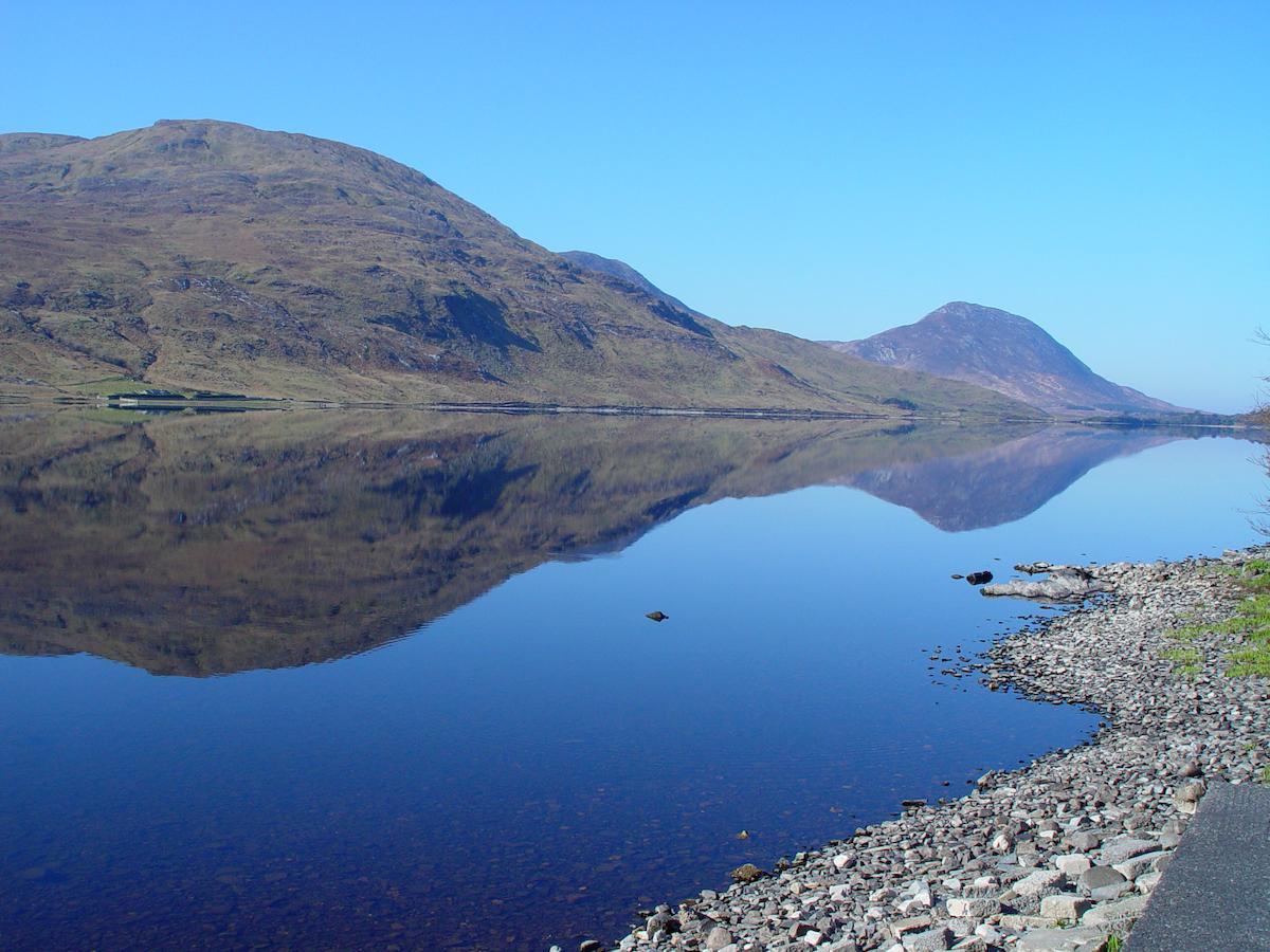 Kylemore Pass Hotel Letterfrack Eksteriør bilde
